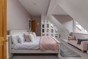 Photo 19- click for photo gallery